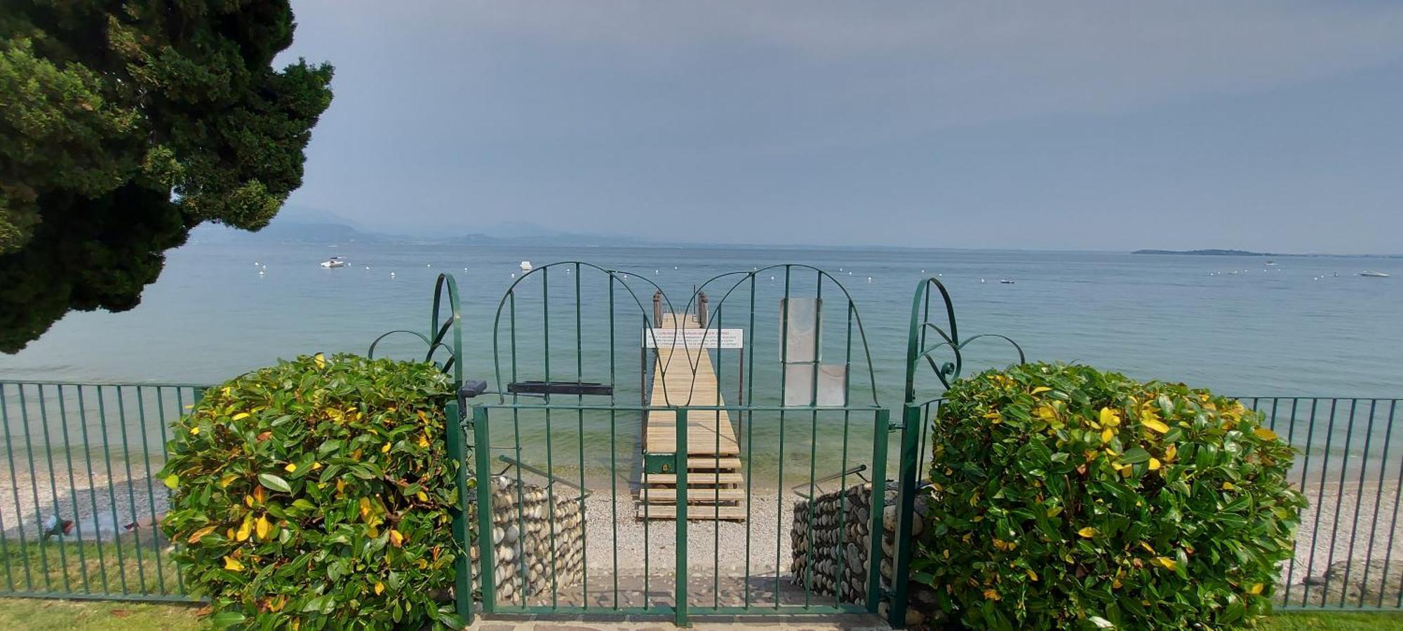 Hotel Florence Manerba del Garda Rum bild