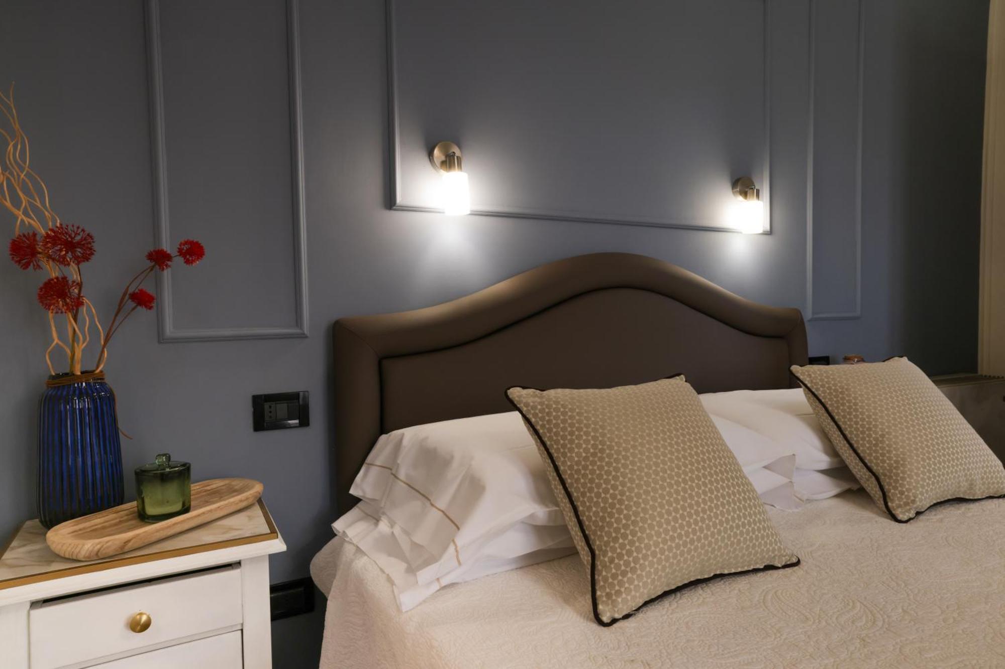 Hotel Florence Manerba del Garda Rum bild