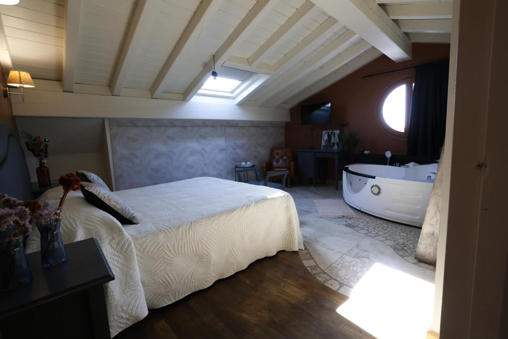 Hotel Florence Manerba del Garda Rum bild